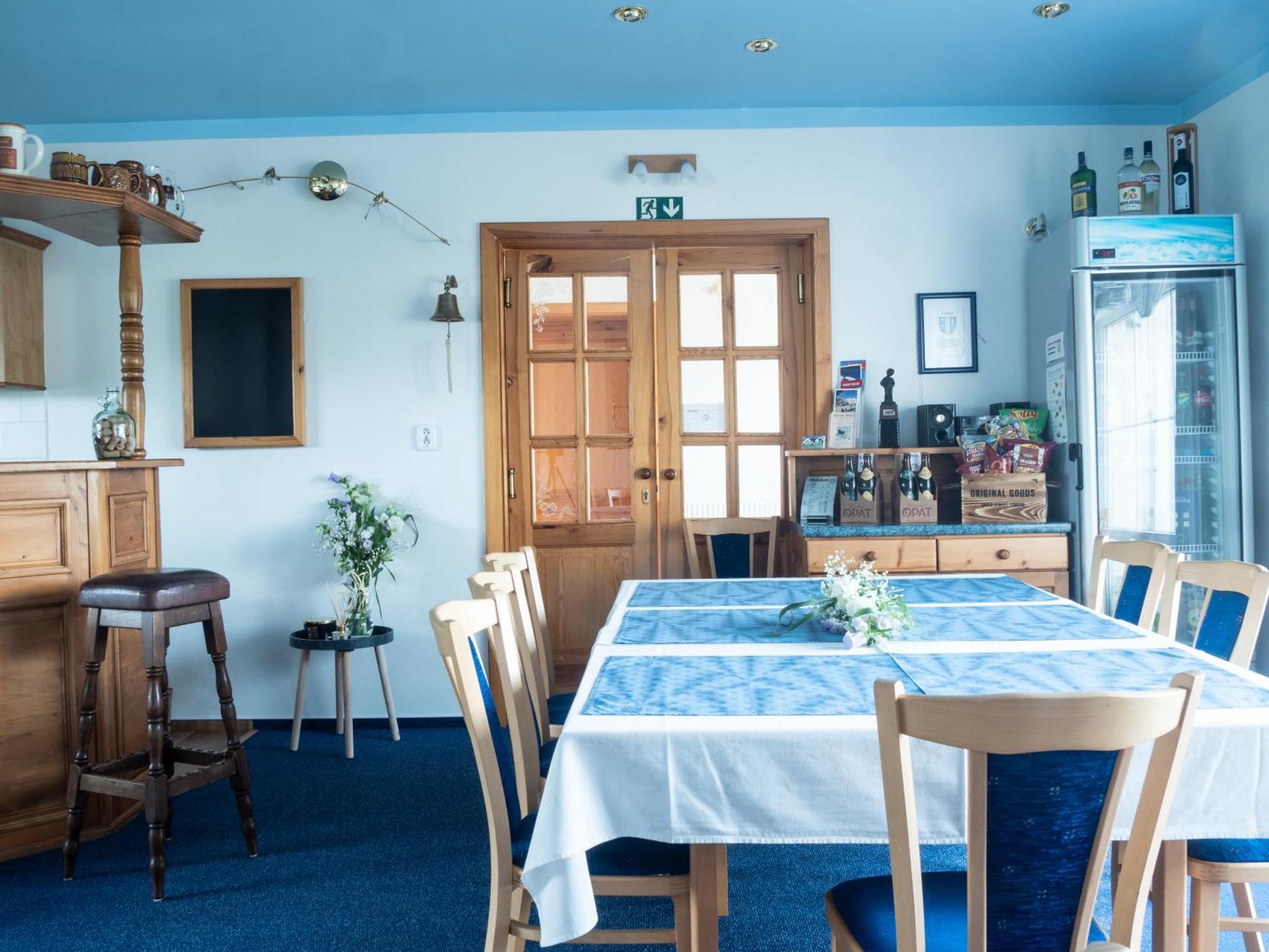 Hotel Penzion Benesov Broumov Zewnętrze zdjęcie