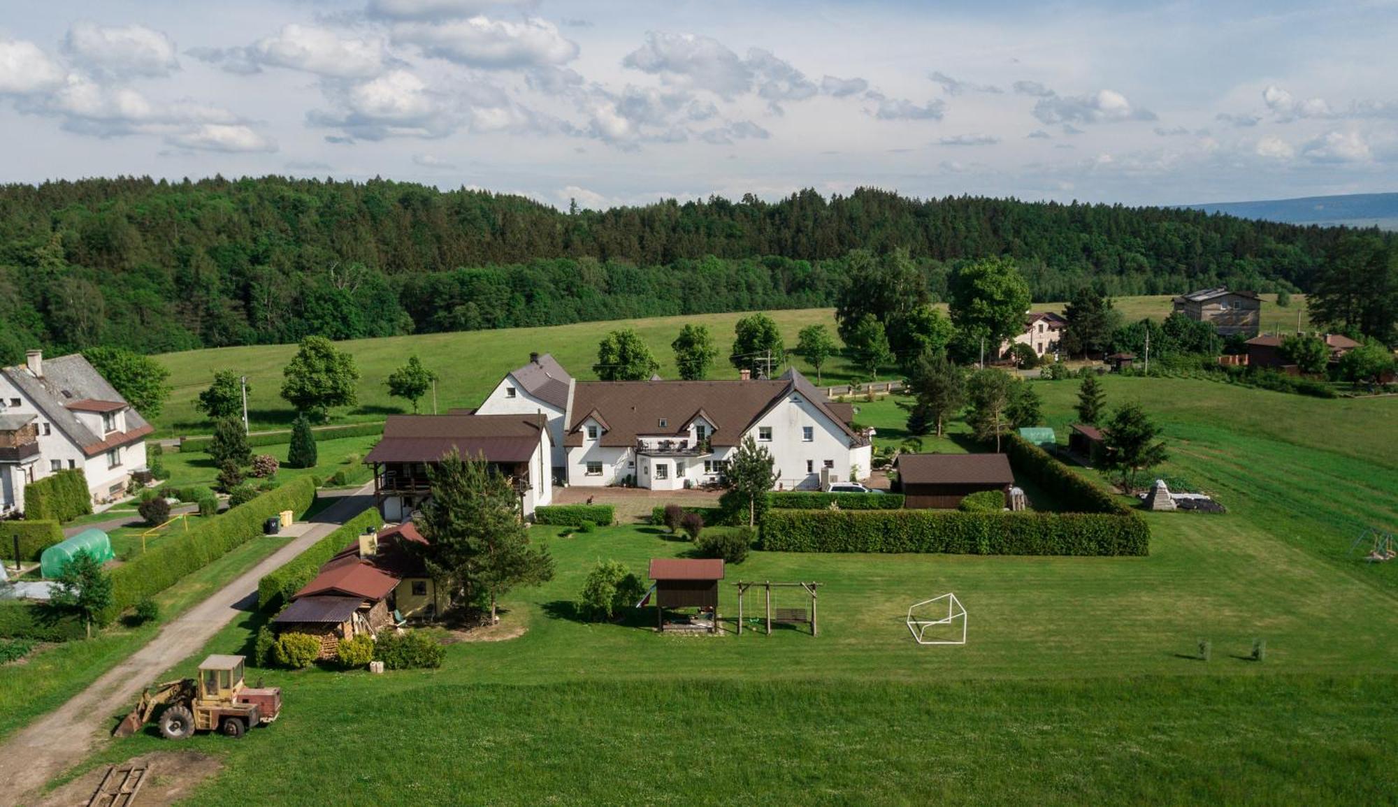 Hotel Penzion Benesov Broumov Zewnętrze zdjęcie